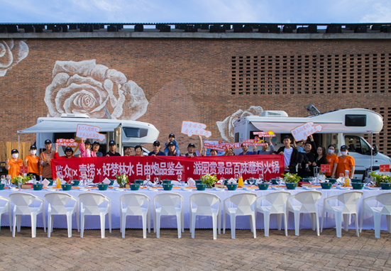舒適房車生活，你怎么能不羨慕？